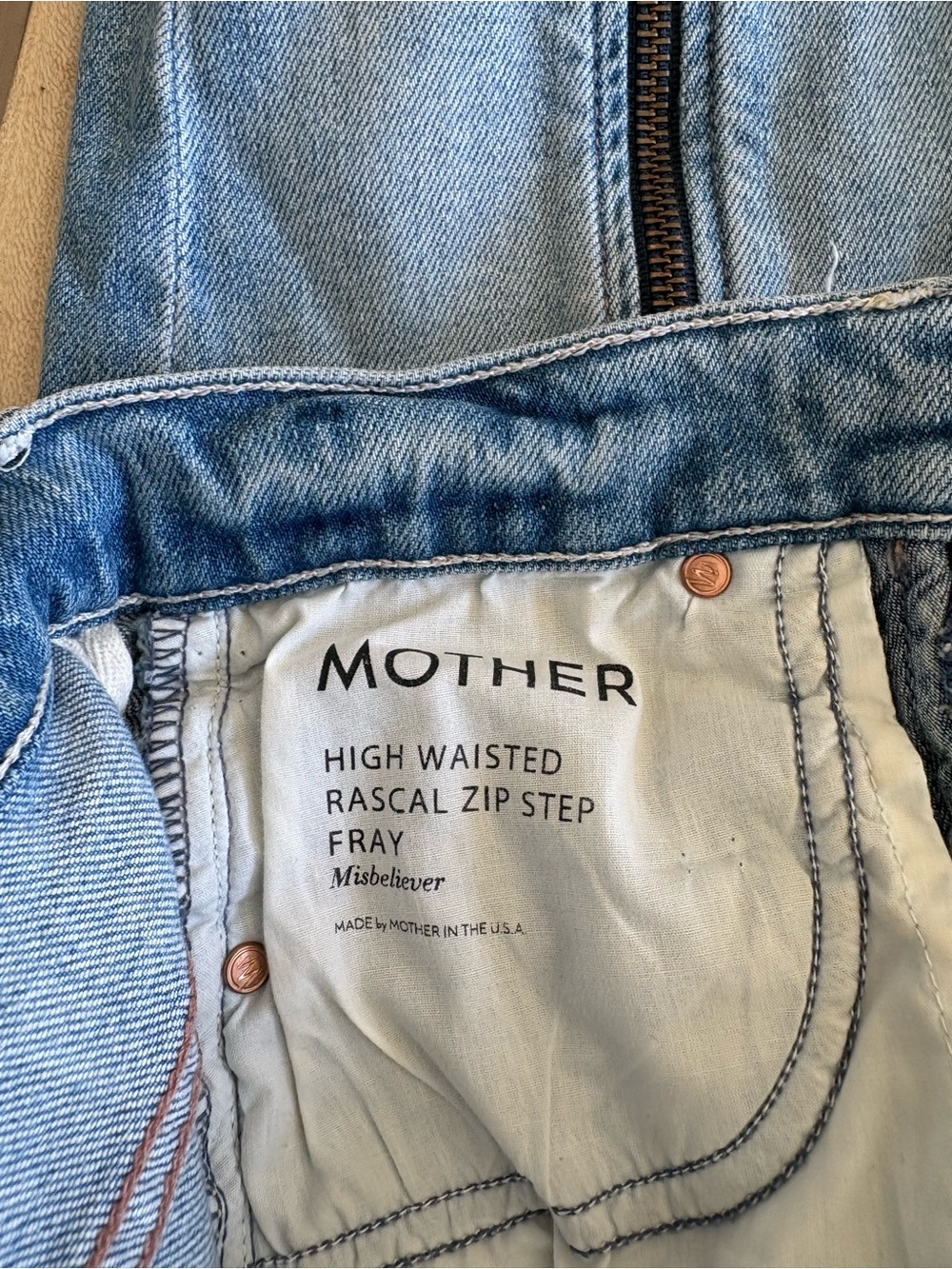 MOTHER “High Waisted Rascal Zip Step Fray” Size 24 - Picture 10 of 10